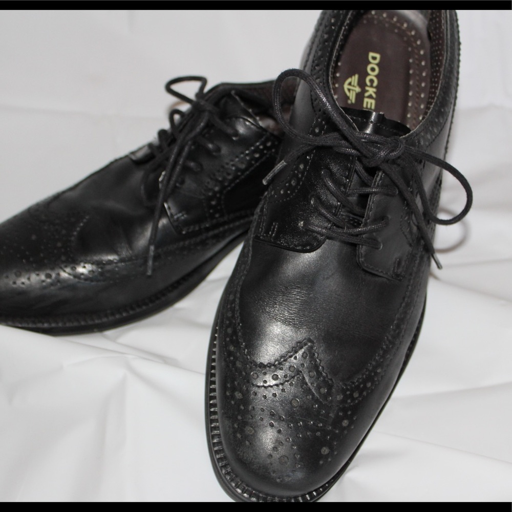 Dockers Wing tip Dress Shoes Sz.7